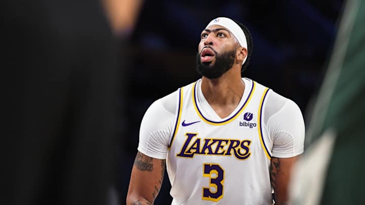 Lakers News: Anthony Davis Takes Hilarious Shot at New Teammate
