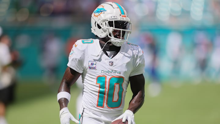 Philadelphia Eagles vs. Miami Dolphins: Who Has Fastest Player? Philadelphia Eagles vs. Miami Dolphins: Who Has Fastest Player?