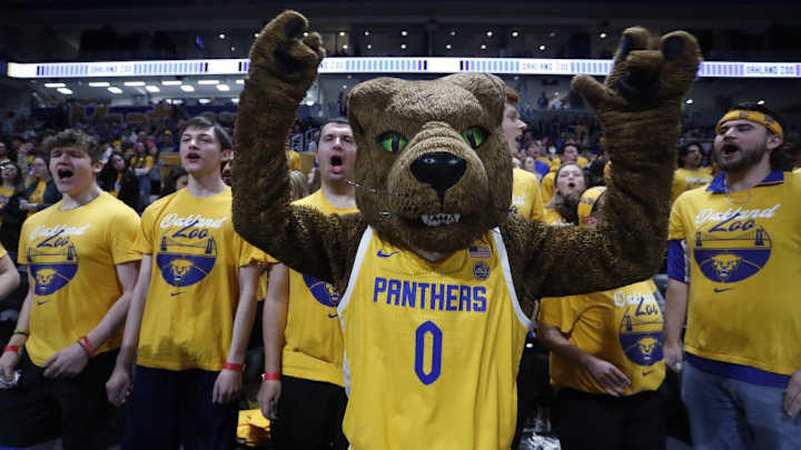 Jaland Lowe Named One of College Basketball's Best Freshmen