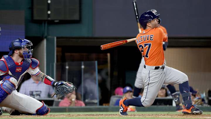 Astros Broadcaster Robert Ford Had an Incredible Call of Jose Altuve’s Home Run