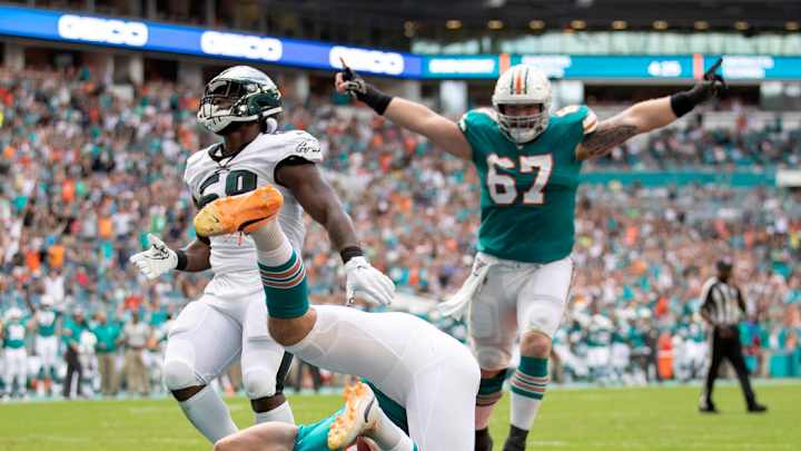 Setting the Stage for the Dolphins-Eagles Week 7 Matchup