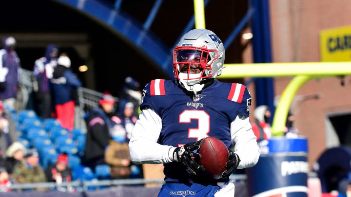 WATCH: New England Patriots Jabrill Peppers Interception Sparks Ezekiel Elliott TD, 10-0 Lead vs. Buffalo Bills