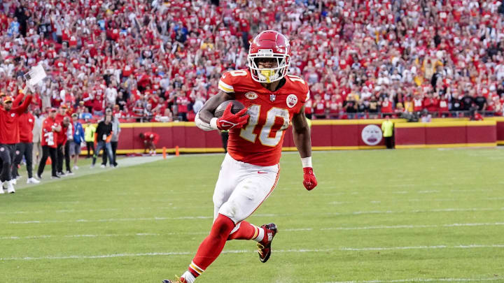 Report: KC Chiefs RB Isiah Pacheco Clears Concussion Protocol to Play vs. Bengals