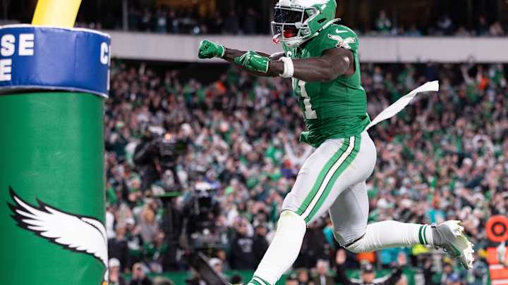 Philadelphia Eagles’ A.J. Brown Continues All-Pro Quest in Win Over Miami Dolphins