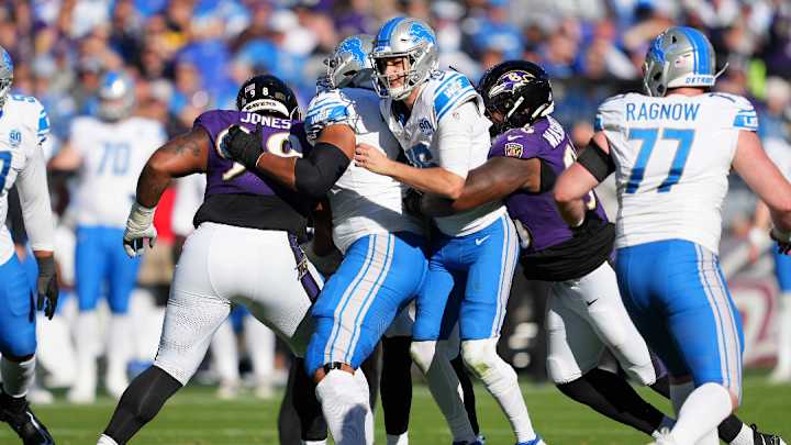 Lions' Dud Means Bad News for Raiders