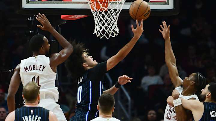 Anthony Black Flashes Glimpses of Offensive Maturity Versus Thunder