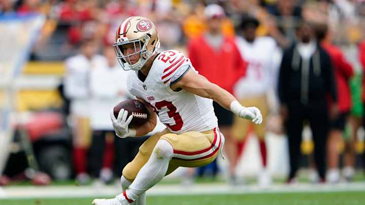 49ers Star Christian McCaffrey Expected to Play vs. Vikings on MNF 49ers Star Christian McCaffrey Expected to Play vs. Vikings on MNF