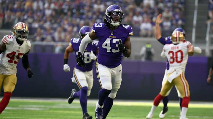 Report: OLB Luiji Vilain Poached Off Vikings' Practice Squad By Panthers