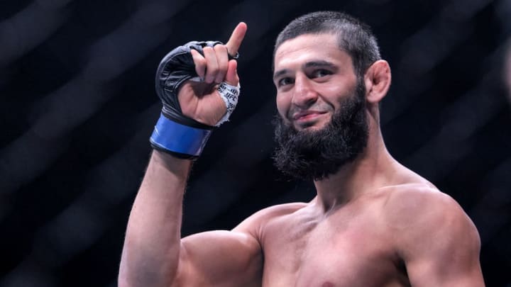 Khamzat Chimaev Sends Cold Threat to UFC Champ Sean Strickland Khamzat Chimaev Sends Cold Threat to UFC Champ Sean Strickland