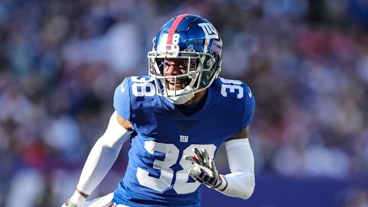 Short on Cornerbacks, Packers Sign Zyon Gilbert to Practice Squad