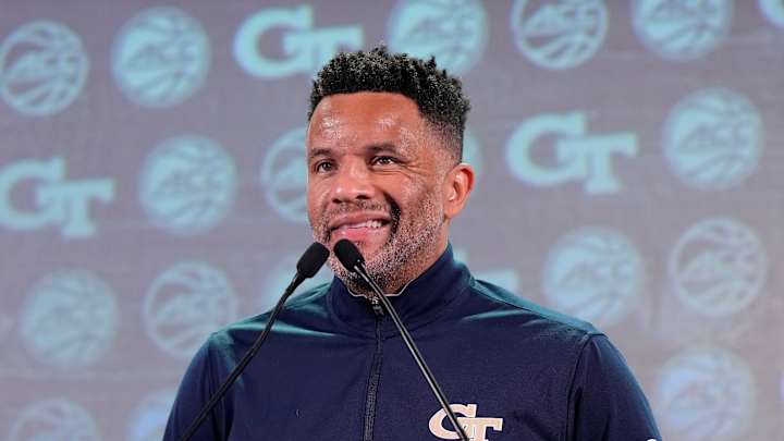 Everything From Damon Stoudamire at ACC Basketball Tip-Off Everything From Damon Stoudamire at ACC Basketball Tip-Off