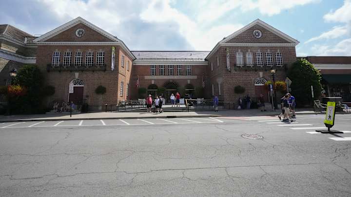 Several Prominent Baseball Broadcasters Up For Prestigious Hall of Fame Award Several Prominent Baseball Broadcasters Up For Prestigious Hall of Fame Award