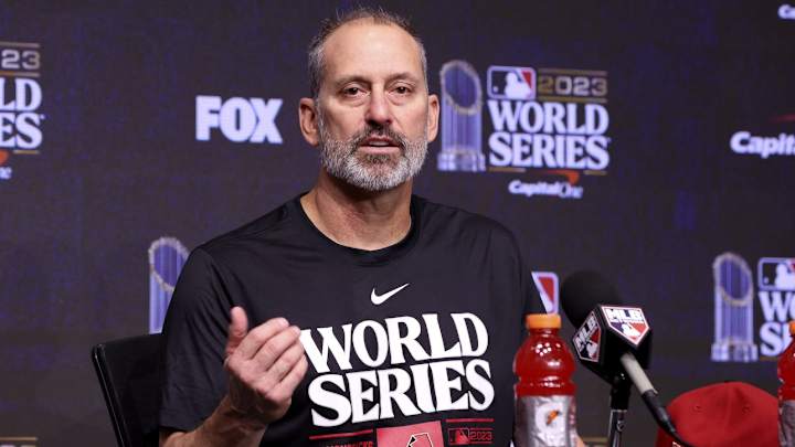 D-Backs’ Torey Lovullo Says Chris Russo Can’t Back Out of Retirement Pledge