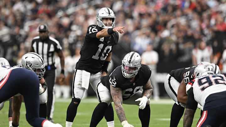 Raiders QB Jimmy Garoppolo Has to Rally the Troops