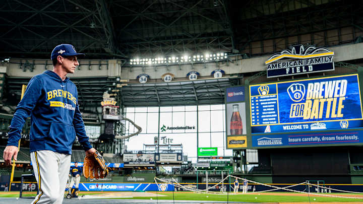 Longtime Milwaukee Brewers Manager to Take Another Interview This Offseason