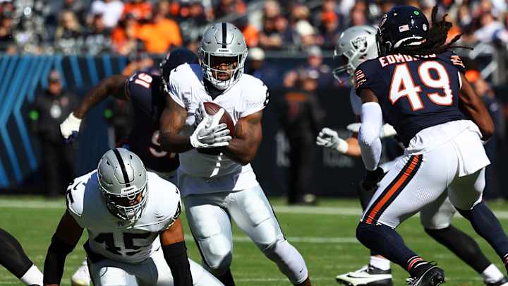 How Can Raiders Attack Lions' Defense?