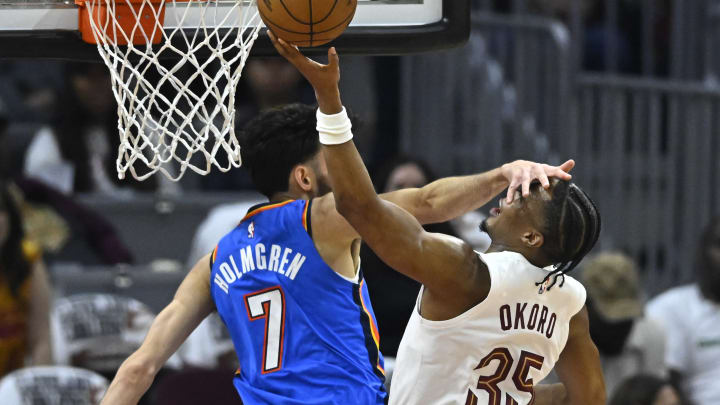 NBA Rookies: Chet Holmgren, Victor Wembanyama Star in Close Wins