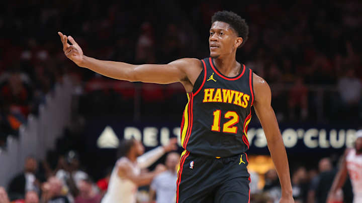 Knicks nail 20 Three Pointers and Spoil Hawks Home Opener 126-120 Knicks nail 20 Three Pointers and Spoil Hawks Home Opener 126-120