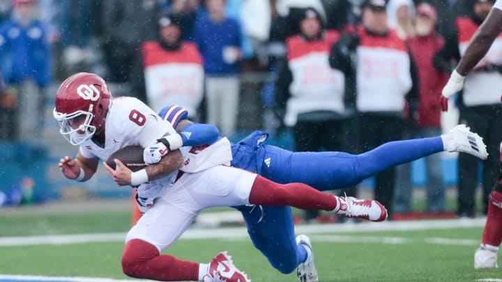 Oklahoma QB Dillon Gabriel and WR Nic Anderson in Contention for National Awards