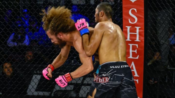 VIDEO: MMA Fighter Face Plants After Neck-Snapping Uppercut