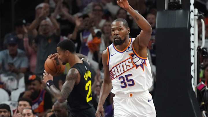 Kevin Durant Doesn't Care About Your Parlays