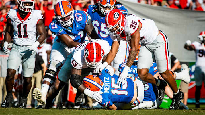 Gators Manhandled by Bulldogs, Fall 43-20 Gators Manhandled by Bulldogs, Fall 43-20