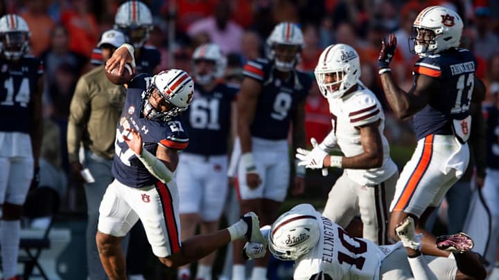 Jarquez Hunter is leading the Auburn rushing attack Jarquez Hunter is leading the Auburn rushing attack