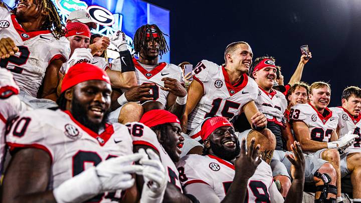 Week Ten AP Poll Keeps Georgia On Top of College Football Rankings Week Ten AP Poll Keeps Georgia On Top of College Football Rankings