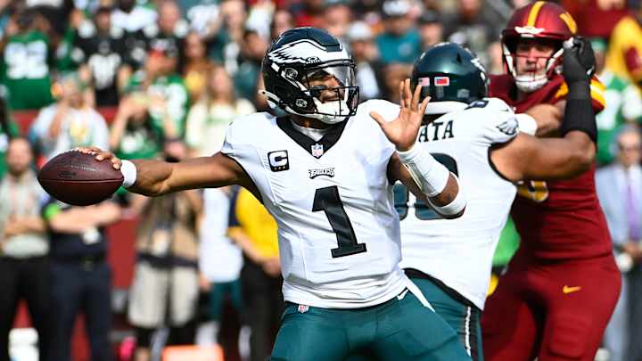 Jalen Hurts Tosses Four TDs, Philadelphia Eagles Rally Late to Top Washington Commanders