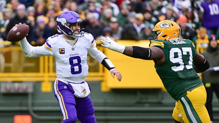 Kirk Cousins Exits Vikings-Packers With 'Ankle' Injury That Looks Like Torn Achilles Kirk Cousins Exits Vikings-Packers With 'Ankle' Injury That Looks Like Torn Achilles