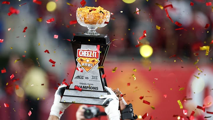 Kansas Jayhawks getting more recognition for upset of Oklahoma Sooners