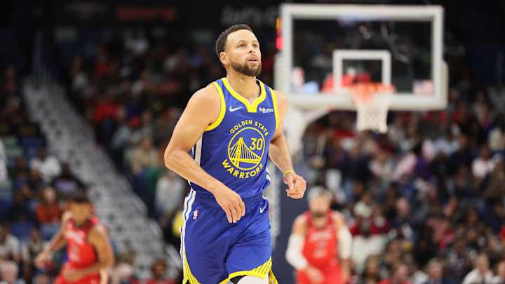 Steph Curry Makes History With Monster Game vs. Pelicans