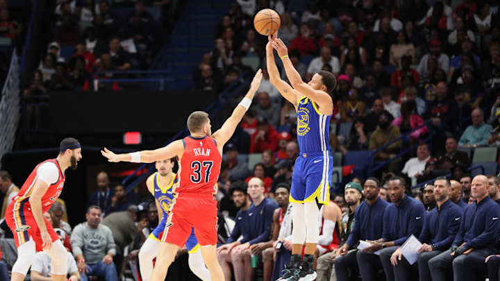 Steph Curry, Warriors Dominate Pelicans In Second Half