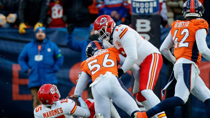 Broncos Vet Compares OLB Baron Browning to the Legendary Von Miller