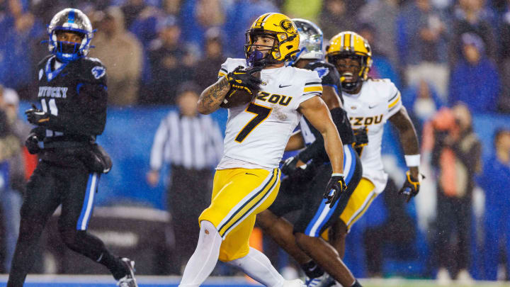 Multiple Missouri Football Players Included on Award Watch Lists