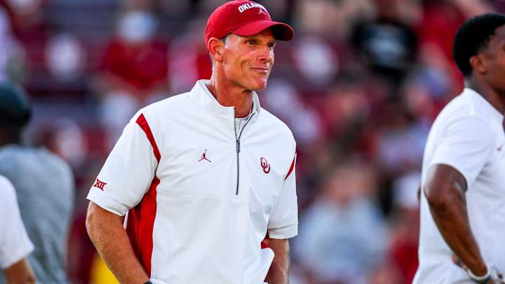 Venables Vibes: Pair of Key Oklahoma Pieces to be Game-Time Decisions for Bedlam