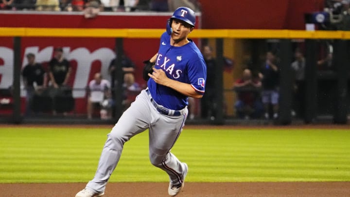 Dodgers Notes: Roster Movement, Seager, Player Signings, New VP Hire Looking Toward Shohei?