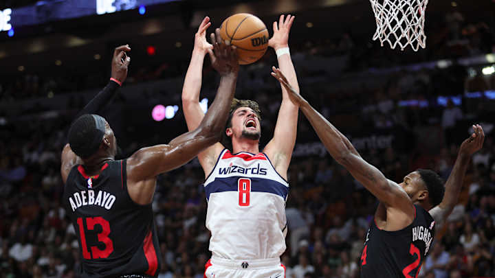 Miami puts on the Heat, Wizards lose 121-114 Miami puts on the Heat, Wizards lose 121-114