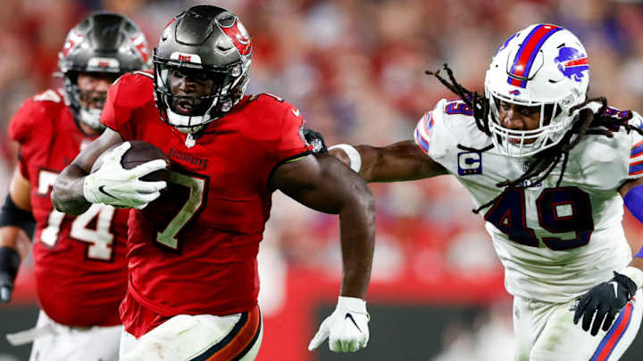 Leonard Fournette Reveals Why He Signed with Buffalo Bills Leonard Fournette Reveals Why He Signed with Buffalo Bills