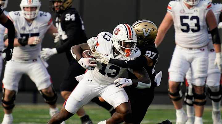 WATCH: Rivaldo Fairweather Slips Away for Touchdown vs Arkansas WATCH: Rivaldo Fairweather Slips Away for Touchdown vs Arkansas