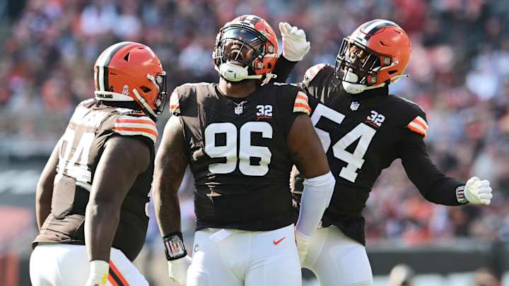 Former Browns Defensive Tackle Jordan Elliot Signs with 49ers