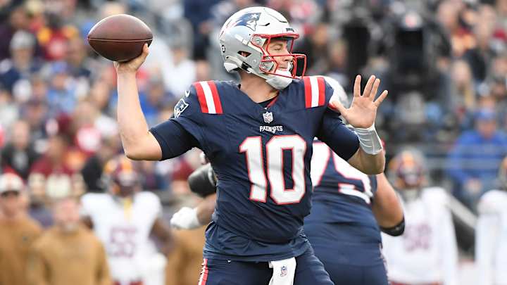 Patriots’ Bill O’Brien Throws Support Behind Mac Jones Amid Brutal Season