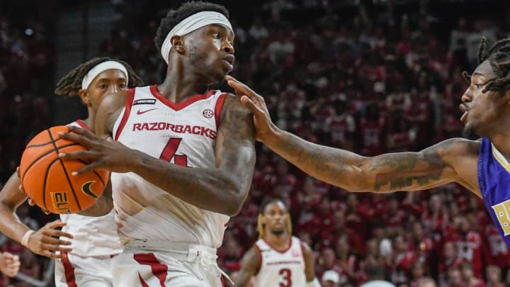 Carefully Crafted Plan Needed to Minimize Backlash of Davis' Return