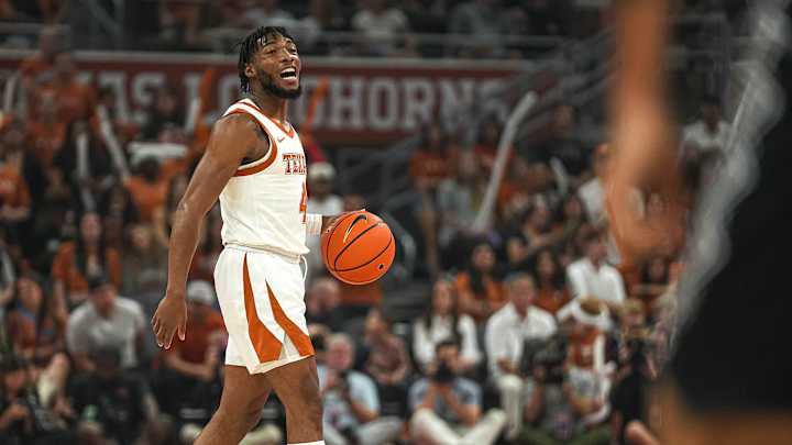 Texas Longhorns Erupt Late, Cruise Past Delaware State Hornets