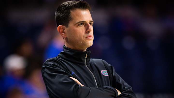 Florida Cruises to Victory Over Loyola Maryland in Season Opener, 93-73 Florida Cruises to Victory Over Loyola Maryland in Season Opener, 93-73