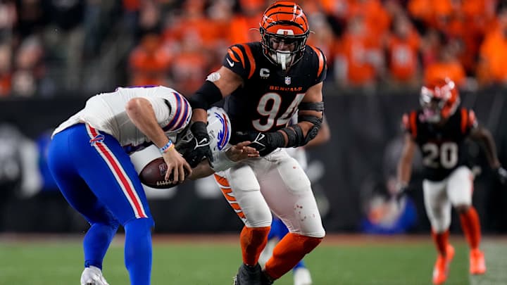 Sam Hubbard Misses Bengals Opening Practice Ahead of Houston Matchup Sam Hubbard Misses Bengals Opening Practice Ahead of Houston Matchup
