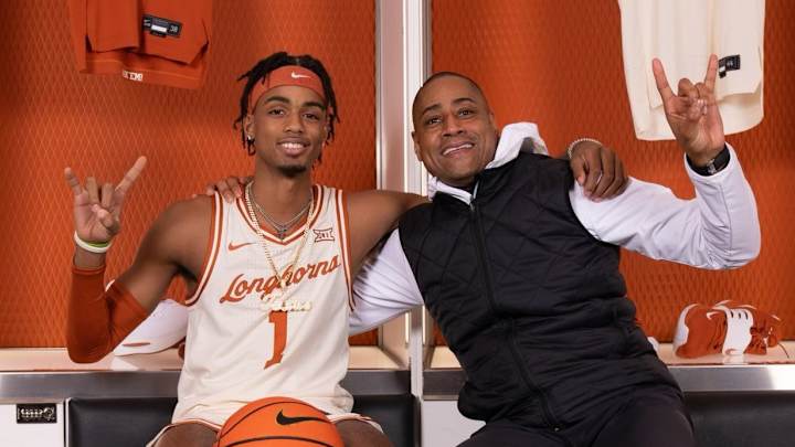 Texas Longhorns Officially Sign 2024 Commits Nic Codie, Cam Scott to Letters of Intent