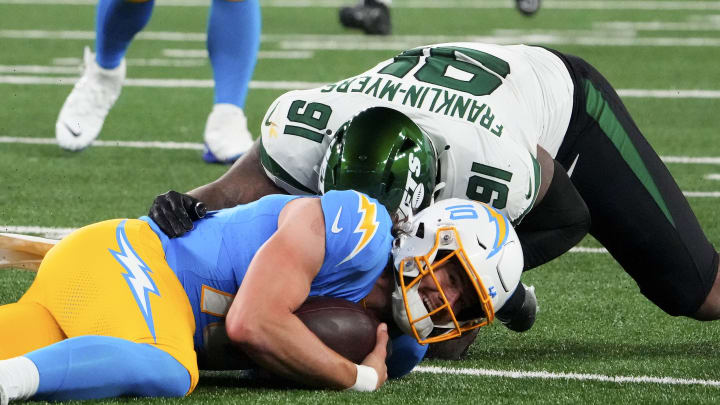 Veteran Defensive End Jets' Next Cut Candidate?