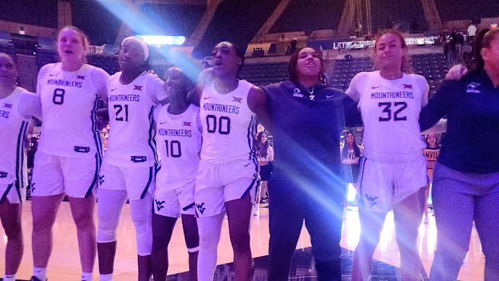 Mountaineers Open 50th Season with Dominant Win