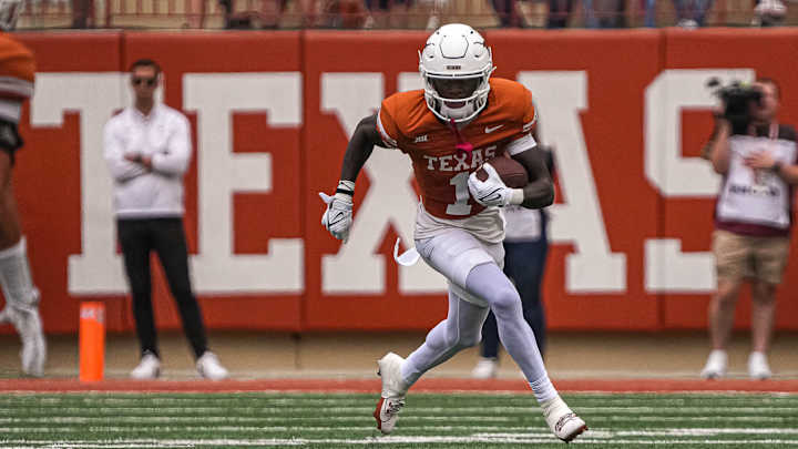 Know Your Foe: Texas Football Players to Watch Know Your Foe: Texas Football Players to Watch